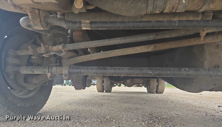 image for item ER5421 2013 Ford F350 Super Duty Crew Cab utility bed pickup truck