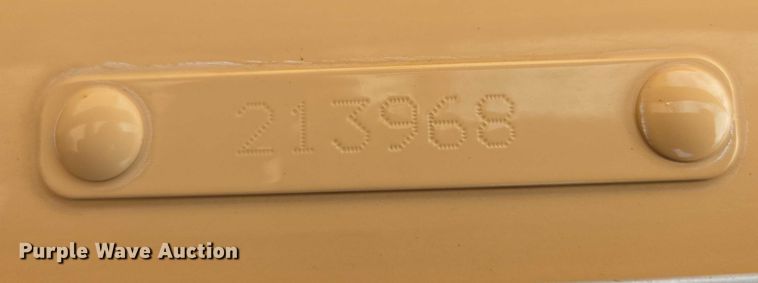 image for item ER5423 2014 Peterbilt 320 refuse truck