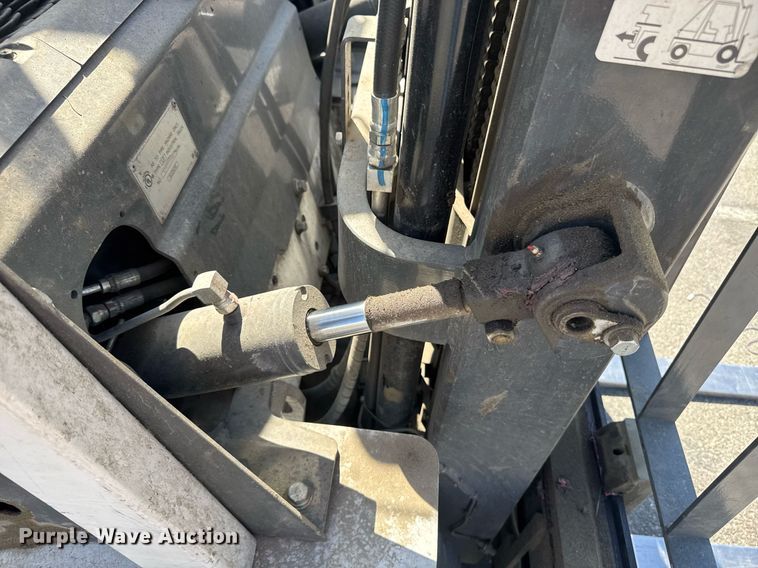 image for item FB9399 2015 UniCarriers PF50 forklift