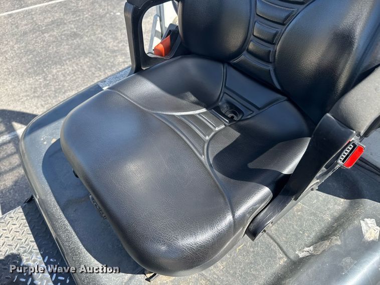 image for item FB9399 2015 UniCarriers PF50 forklift