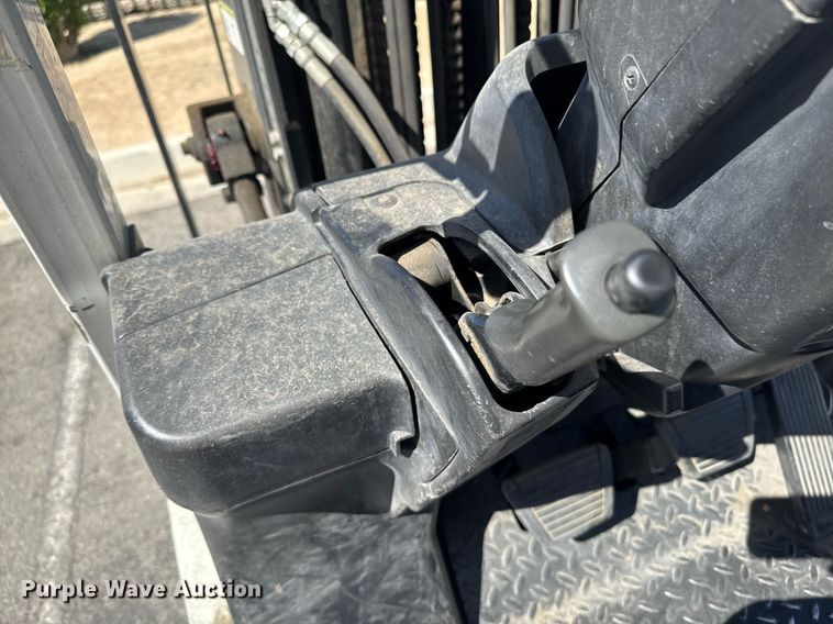 image for item FB9399 2015 UniCarriers PF50 forklift