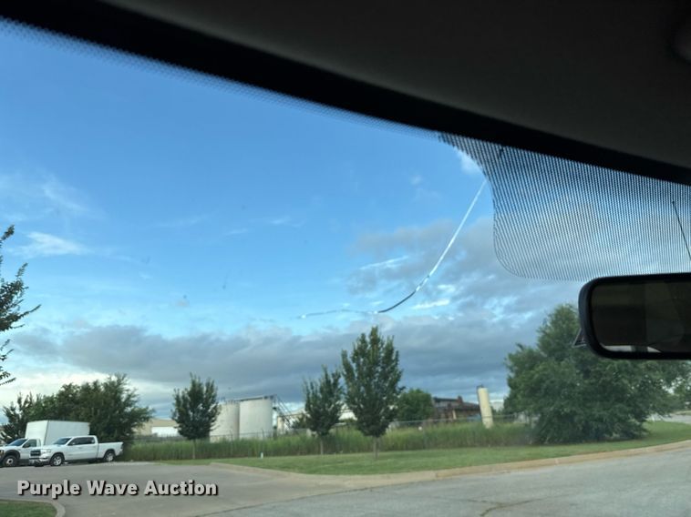 image for item HI9252 2008 Ford F450 Crew Cab flatbed truck