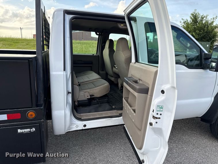 image for item HI9252 2008 Ford F450 Crew Cab flatbed truck