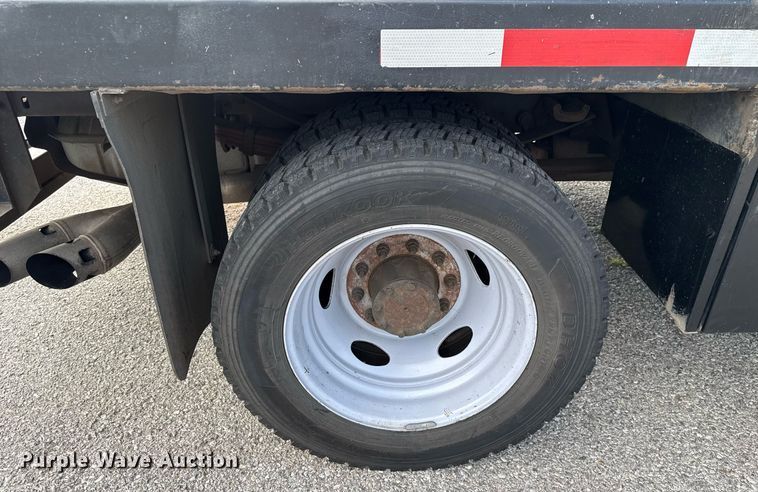 image for item HI9252 2008 Ford F450 Crew Cab flatbed truck