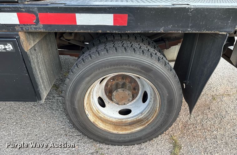 image for item HI9252 2008 Ford F450 Crew Cab flatbed truck