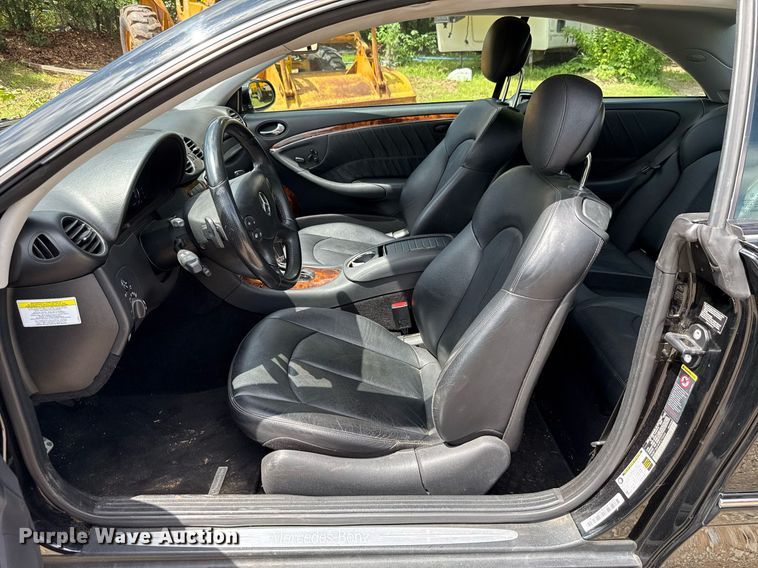 image for item HI9287 2009 Mercedes Benz CLK350 