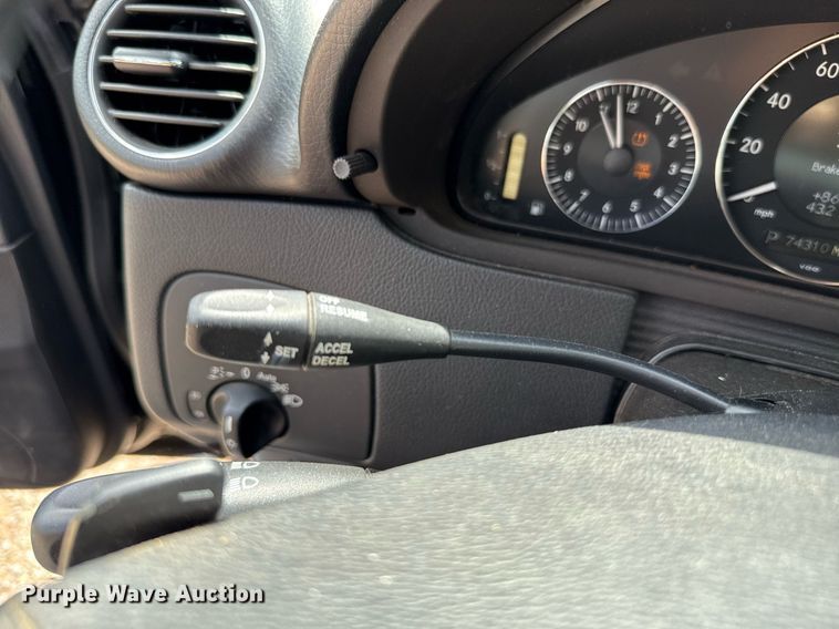 image for item HI9287 2009 Mercedes Benz CLK350 