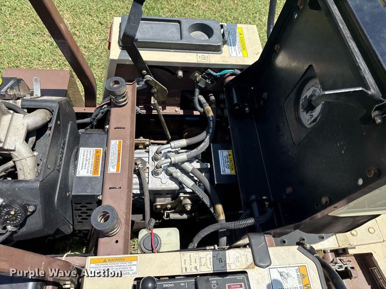 image for item HI9297 2014 Grass Hopper 623T ZTR lawn mower