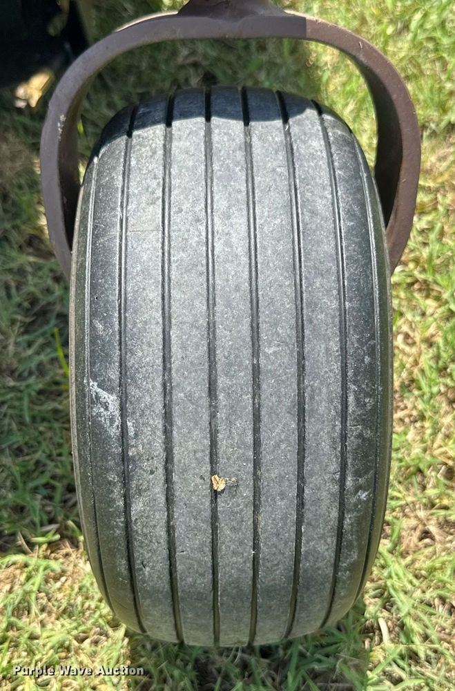 image for item HI9297 2014 Grass Hopper 623T ZTR lawn mower