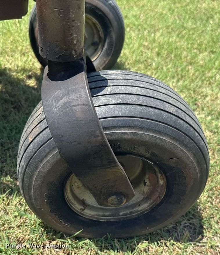 image for item HI9297 2014 Grass Hopper 623T ZTR lawn mower