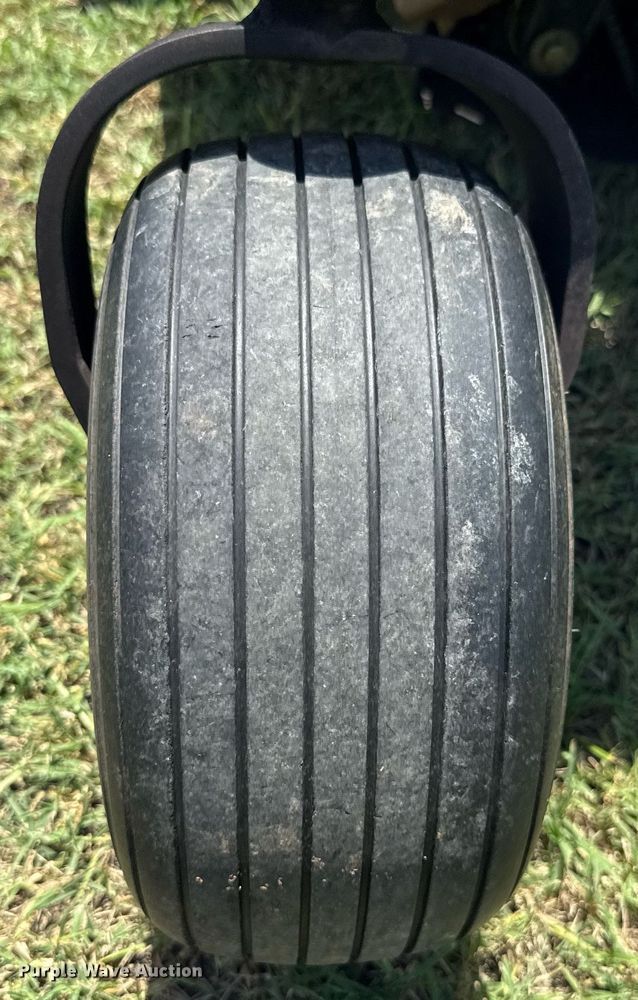 image for item HI9297 2014 Grass Hopper 623T ZTR lawn mower