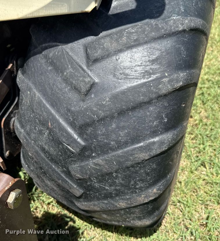 image for item HI9297 2014 Grass Hopper 623T ZTR lawn mower