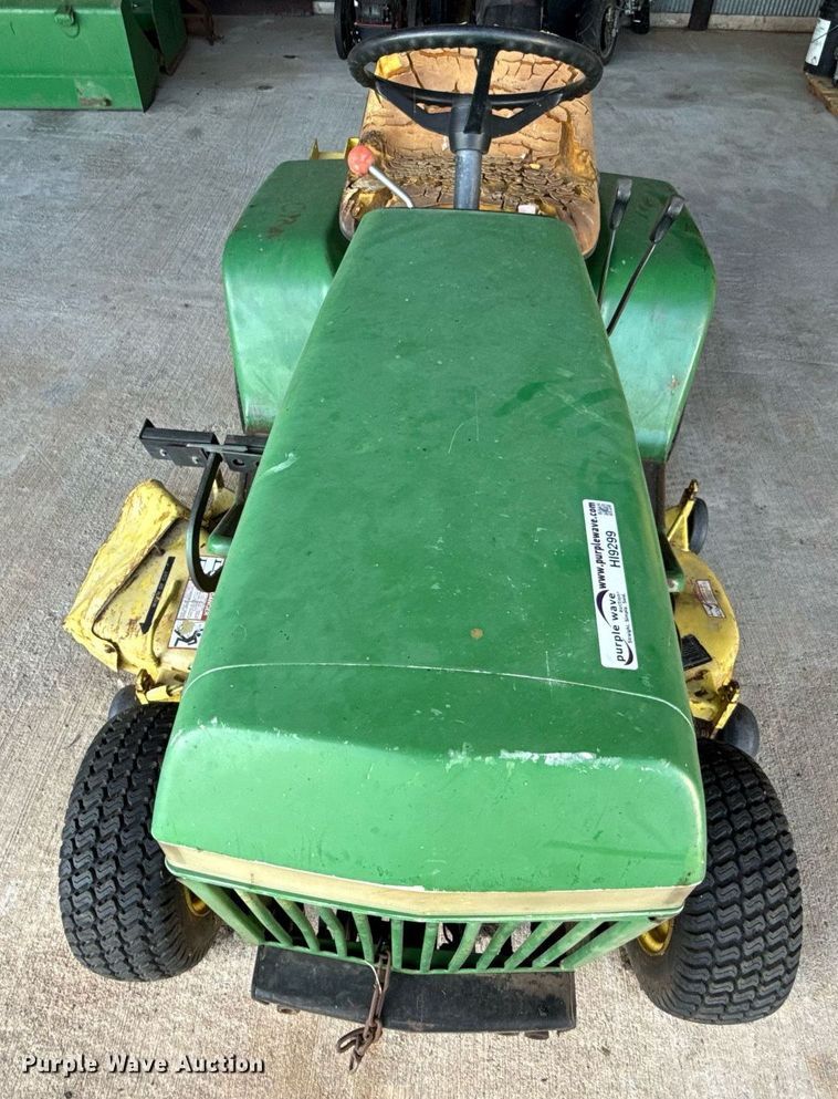 image for item HI9299 John Deere  318 lawn mower