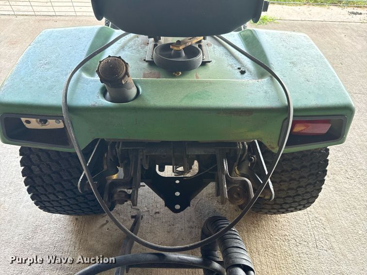 image for item HI9299 John Deere  318 lawn mower