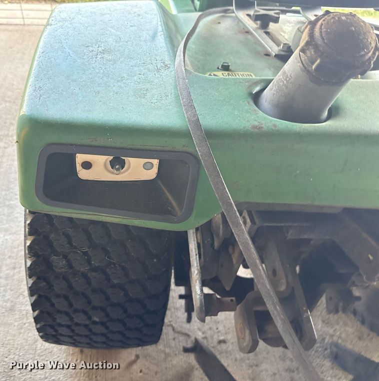image for item HI9299 John Deere  318 lawn mower