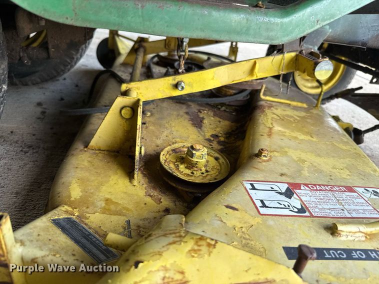 image for item HI9299 John Deere  318 lawn mower