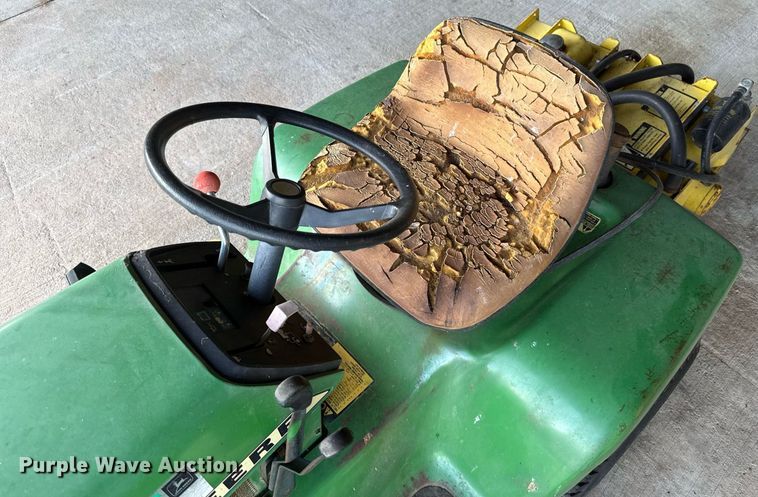 image for item HI9299 John Deere  318 lawn mower