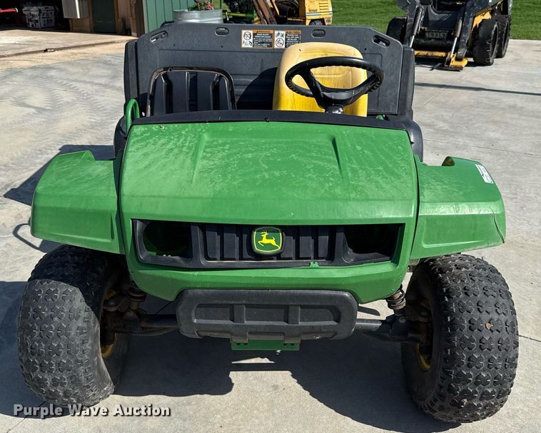 image for item HI9336 2010 John Deere TH 6X4 utility vehicle