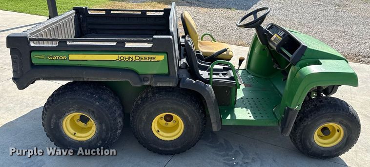 image for item HI9336 2010 John Deere TH 6X4 utility vehicle