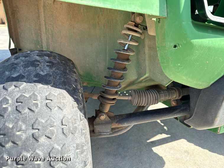 image for item HI9336 2010 John Deere TH 6X4 utility vehicle