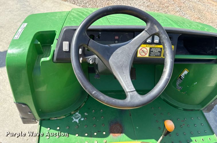 image for item HI9336 2010 John Deere TH 6X4 utility vehicle