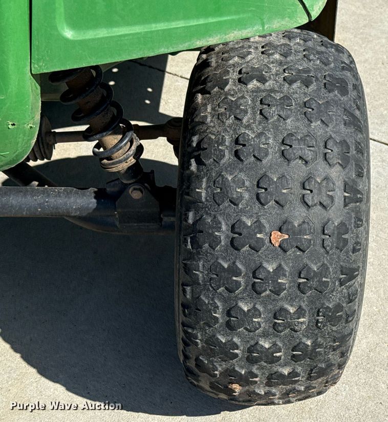 image for item HI9336 2010 John Deere TH 6X4 utility vehicle