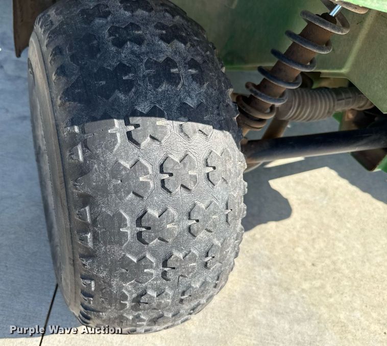 image for item HI9336 2010 John Deere TH 6X4 utility vehicle