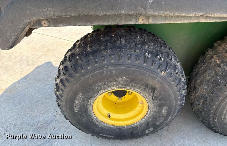 image for item HI9336 2010 John Deere TH 6X4 utility vehicle