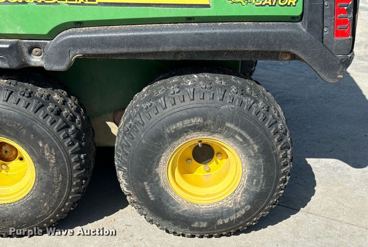 image for item HI9336 2010 John Deere TH 6X4 utility vehicle