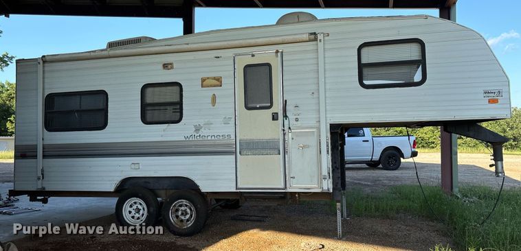 image for item ND9719 1997 Fleetwood 21L5B camper