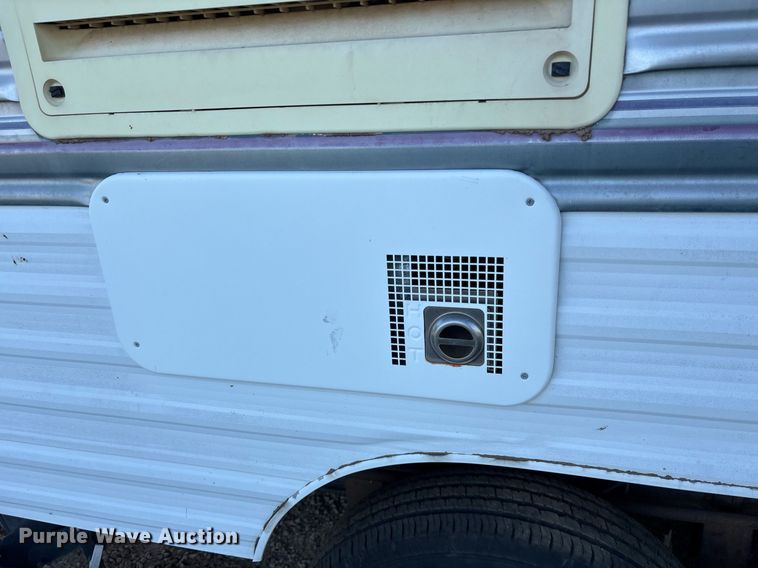 image for item ND9719 1997 Fleetwood 21L5B camper