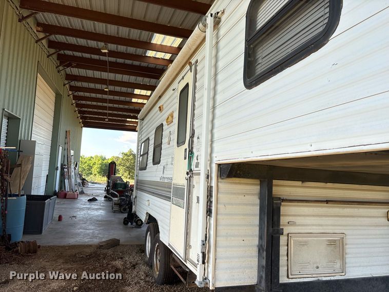 image for item ND9719 1997 Fleetwood 21L5B camper