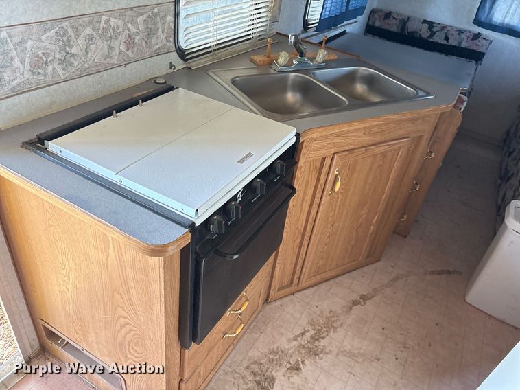 image for item ND9719 1997 Fleetwood 21L5B camper