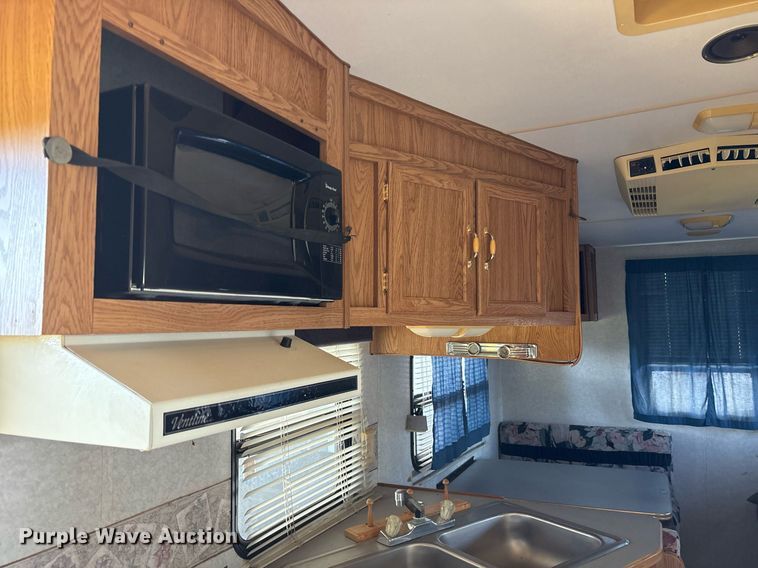 image for item ND9719 1997 Fleetwood 21L5B camper