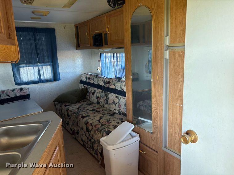 image for item ND9719 1997 Fleetwood 21L5B camper