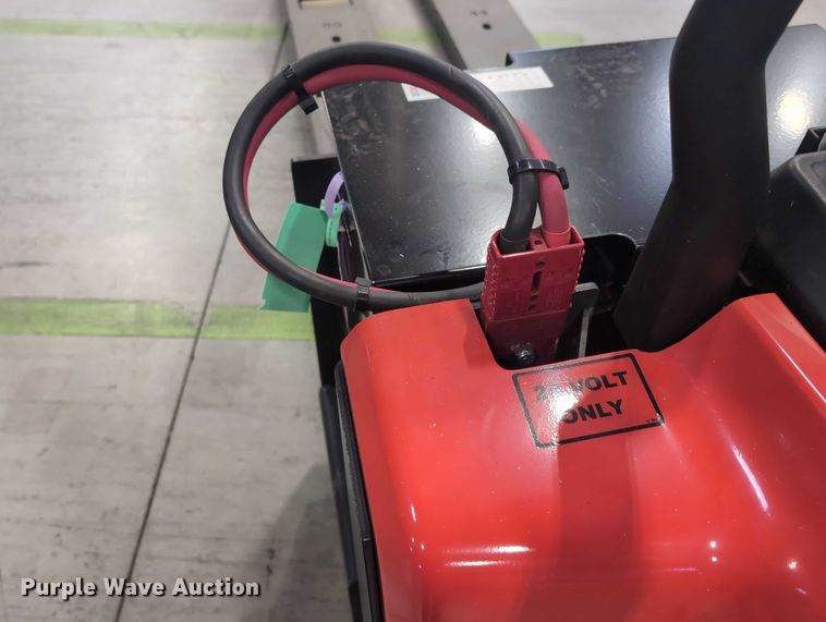 image for item ND9791 2023 Linde EWR40 pallet jack