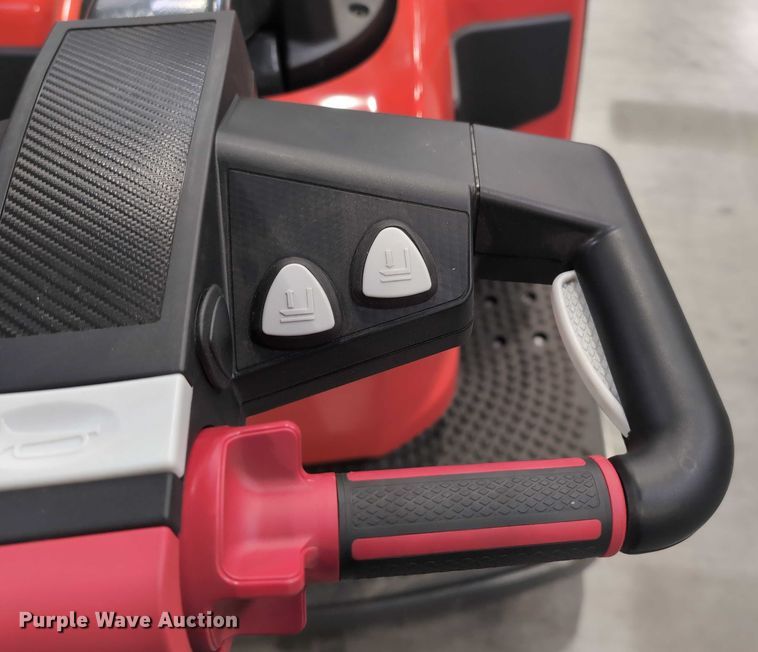 image for item ND9791 2023 Linde EWR40 pallet jack