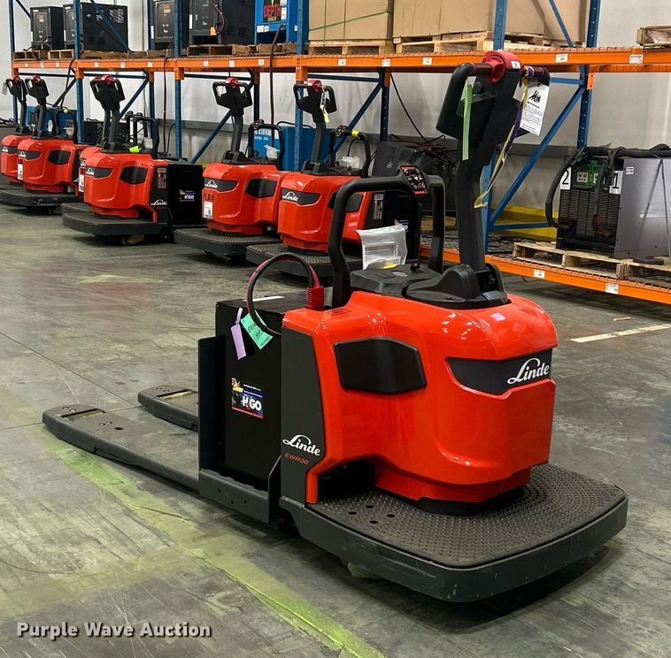 image for item ND9792 2023 Linde EWR30 pallet jack