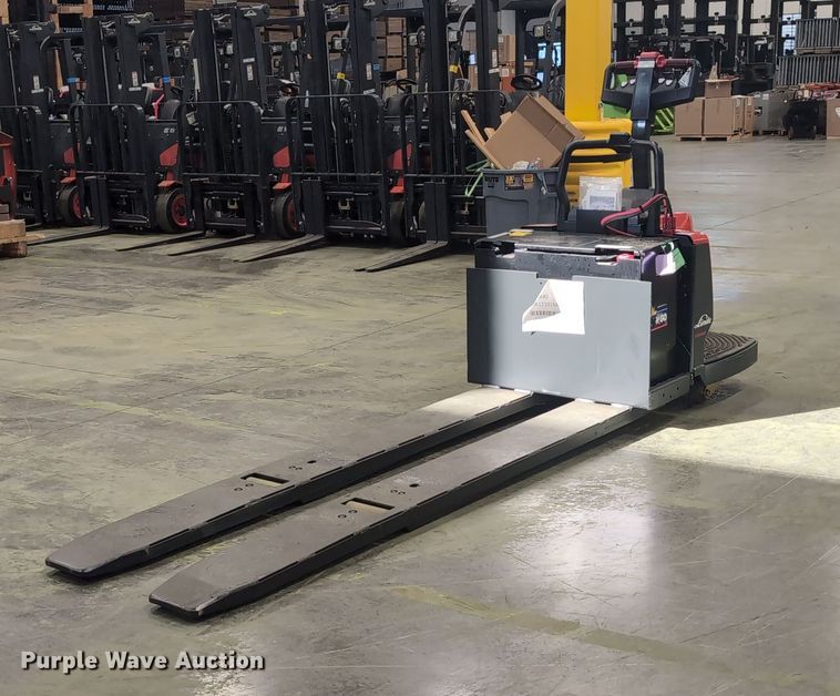 image for item ND9794 2023 Linde EWR40 pallet jack