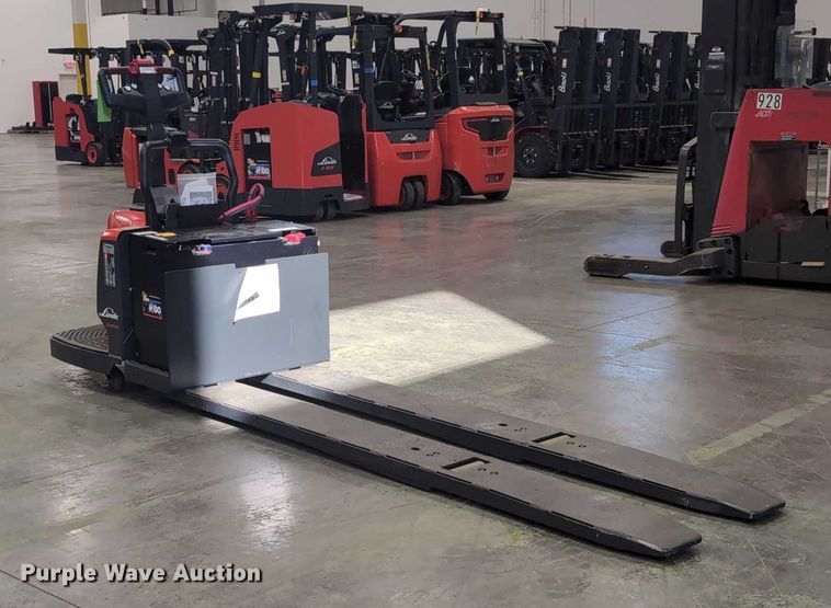 image for item ND9794 2023 Linde EWR40 pallet jack