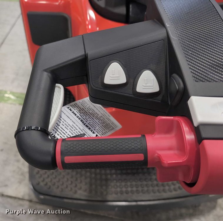 image for item ND9794 2023 Linde EWR40 pallet jack