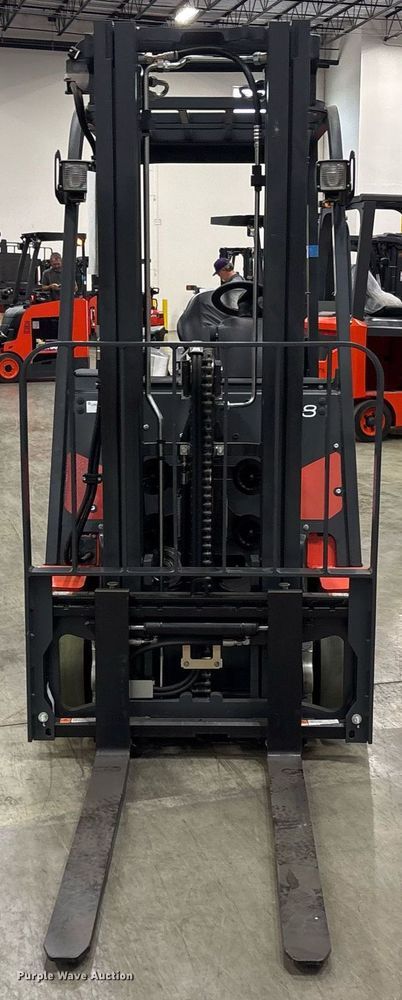 MONTACARGAS ELéCTRICO 2023 LINDE E18