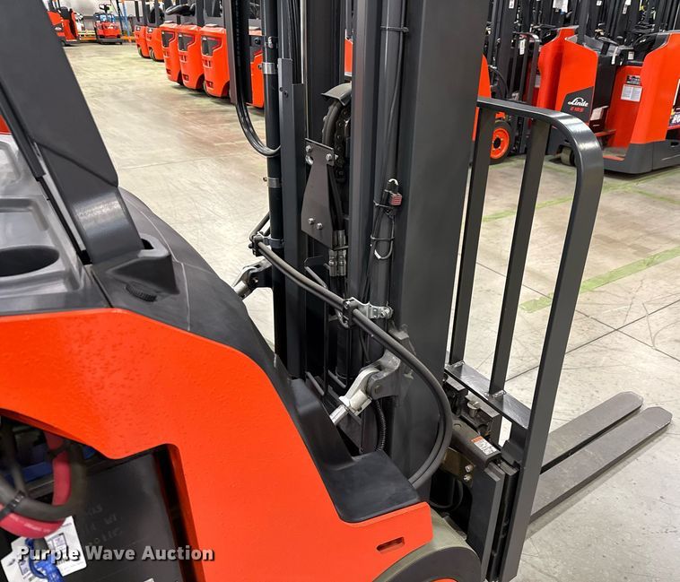 image for item ND9873 2023 Linde E18S forklift