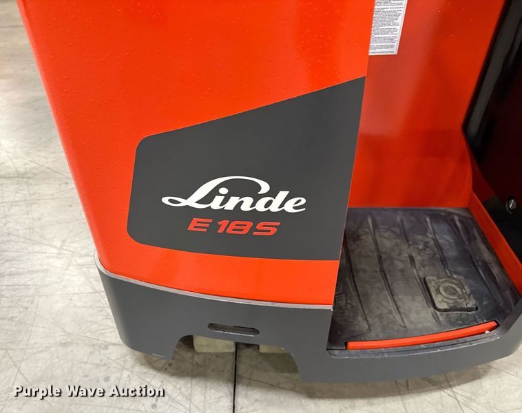 image for item ND9873 2023 Linde E18S forklift
