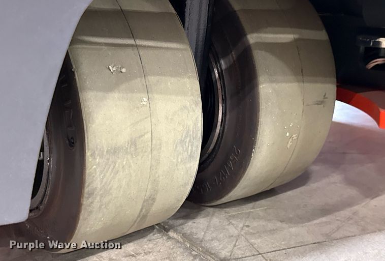 image for item ND9873 2023 Linde E18S forklift