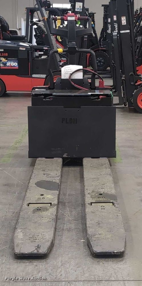 image for item ND9925 2023 Linde EWR40 pallet jack