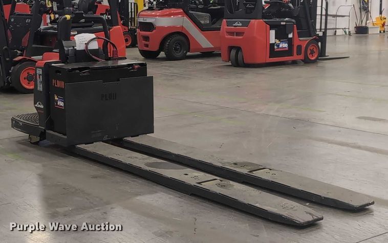 image for item ND9925 2023 Linde EWR40 pallet jack