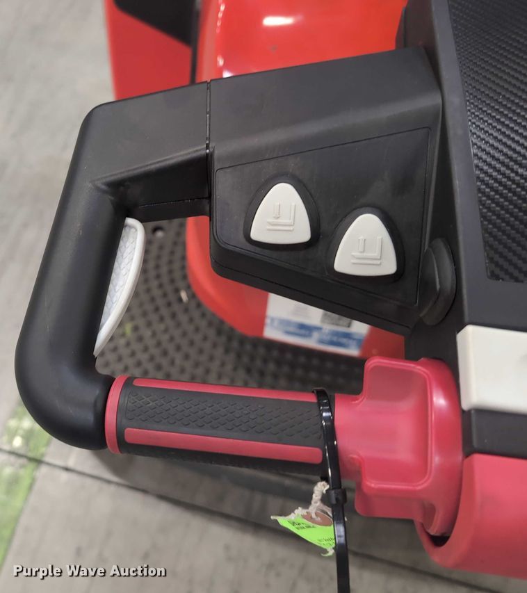 image for item ND9925 2023 Linde EWR40 pallet jack