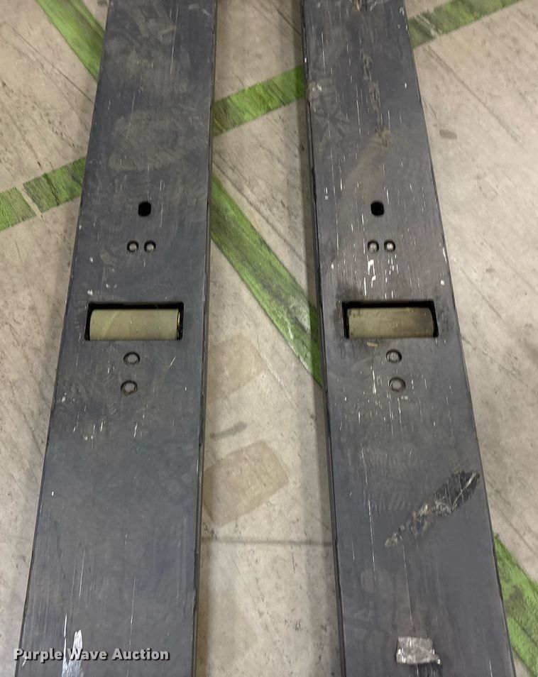 image for item ND9926 2023 Linde EWR40 pallet jack