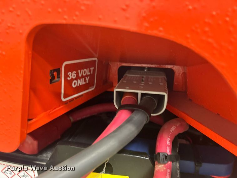 image for item ND9941 2023 Linde E18S forklift